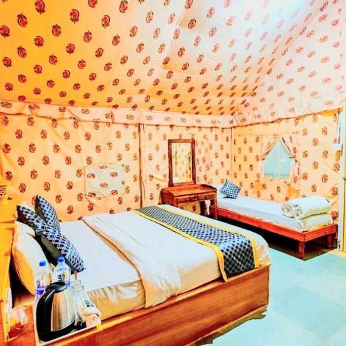 Om Luxury Resort Jaisalmer Eksteriør bilde